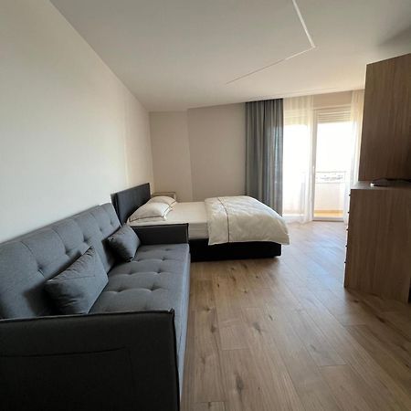 Port View Apartment 2 Durrës Exteriör bild
