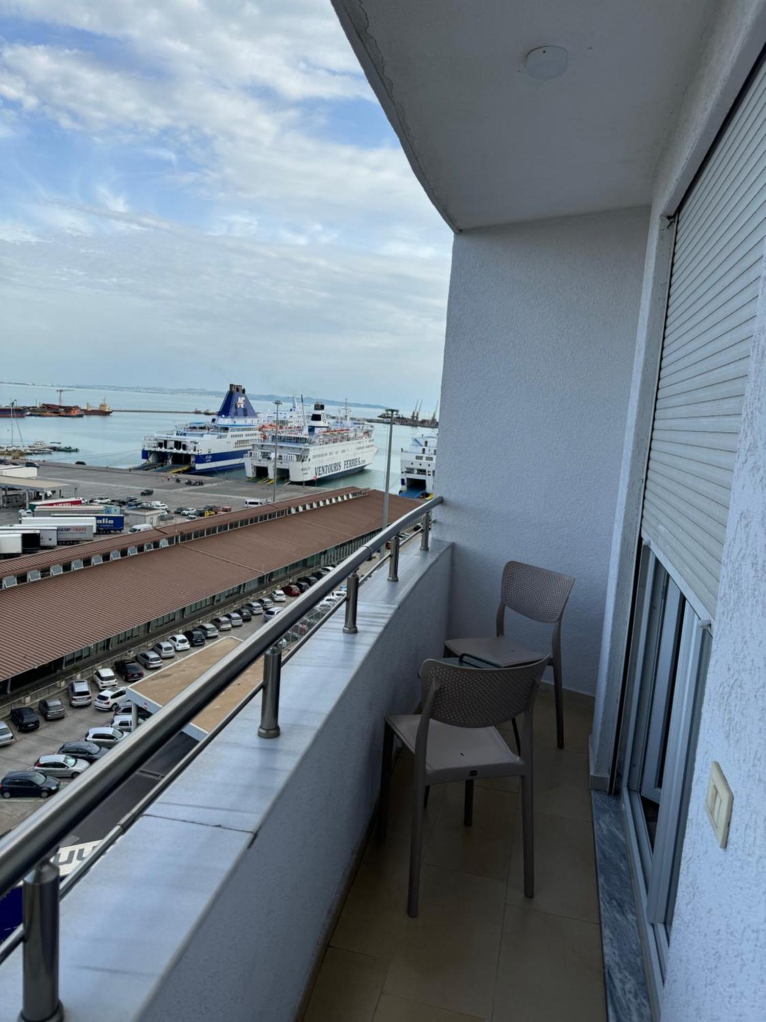 Port View Apartment 2 Durrës Exteriör bild