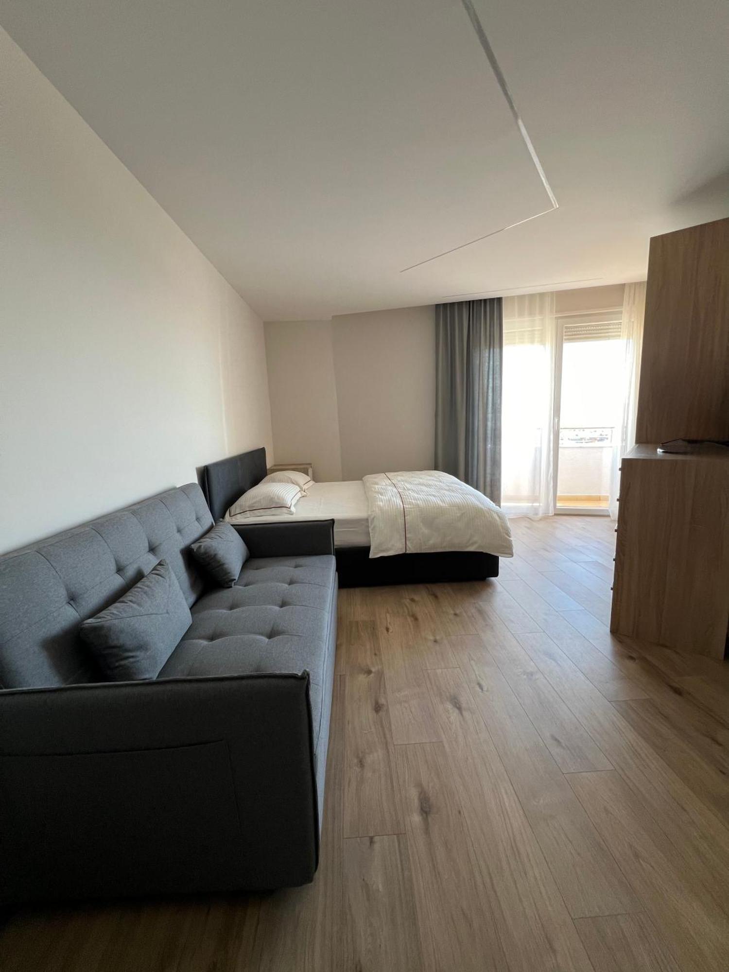 Port View Apartment 2 Durrës Exteriör bild